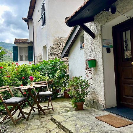 Stecado - Il Soppalco Apartment Dolceacqua Exterior photo